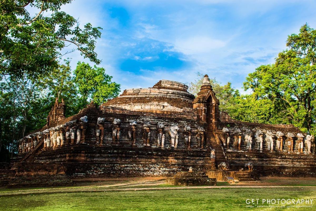 Soda Resort Kamphaeng Phet Exteriör bild